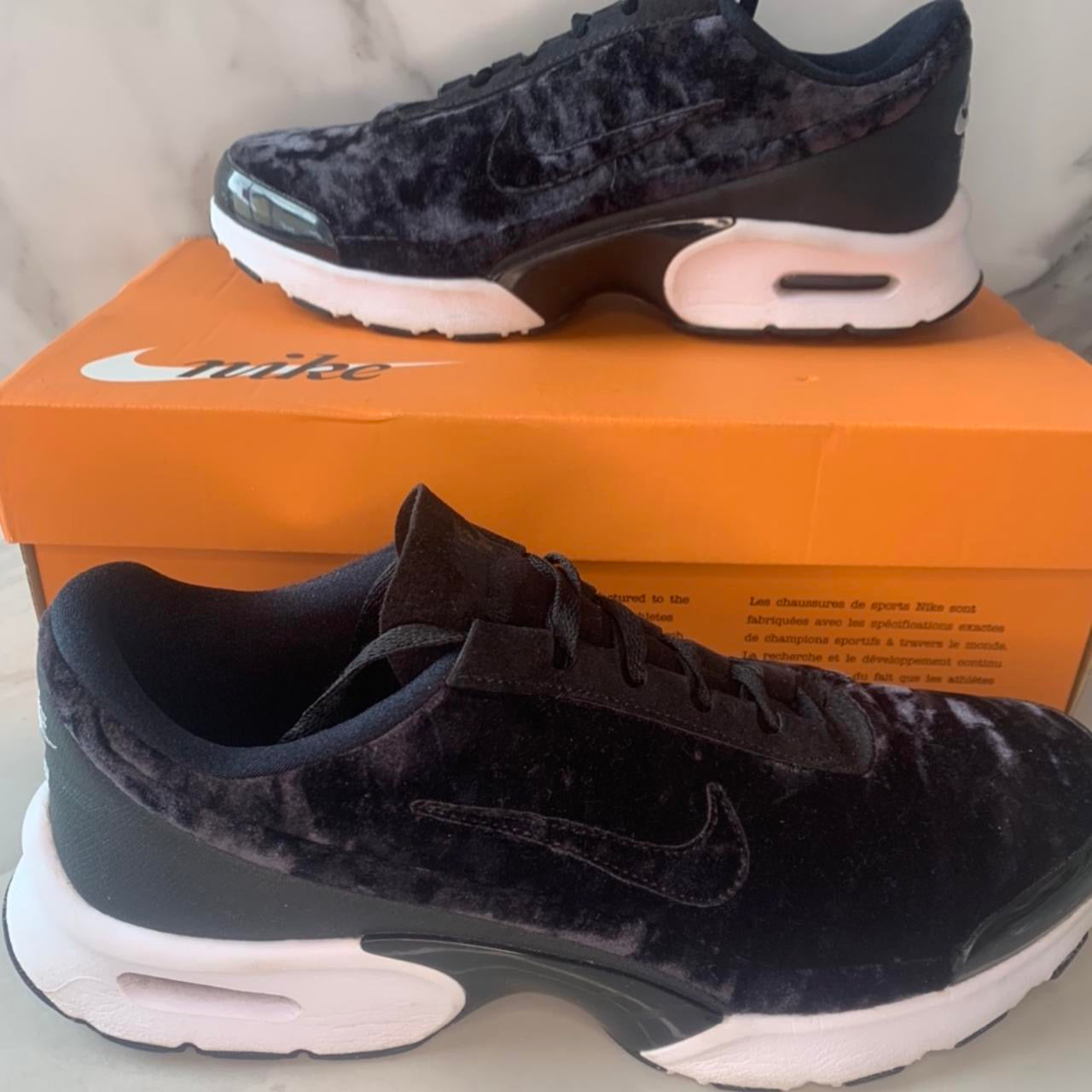 Nike Air Max Jewel Premium PRM Velvet Black Obsidian