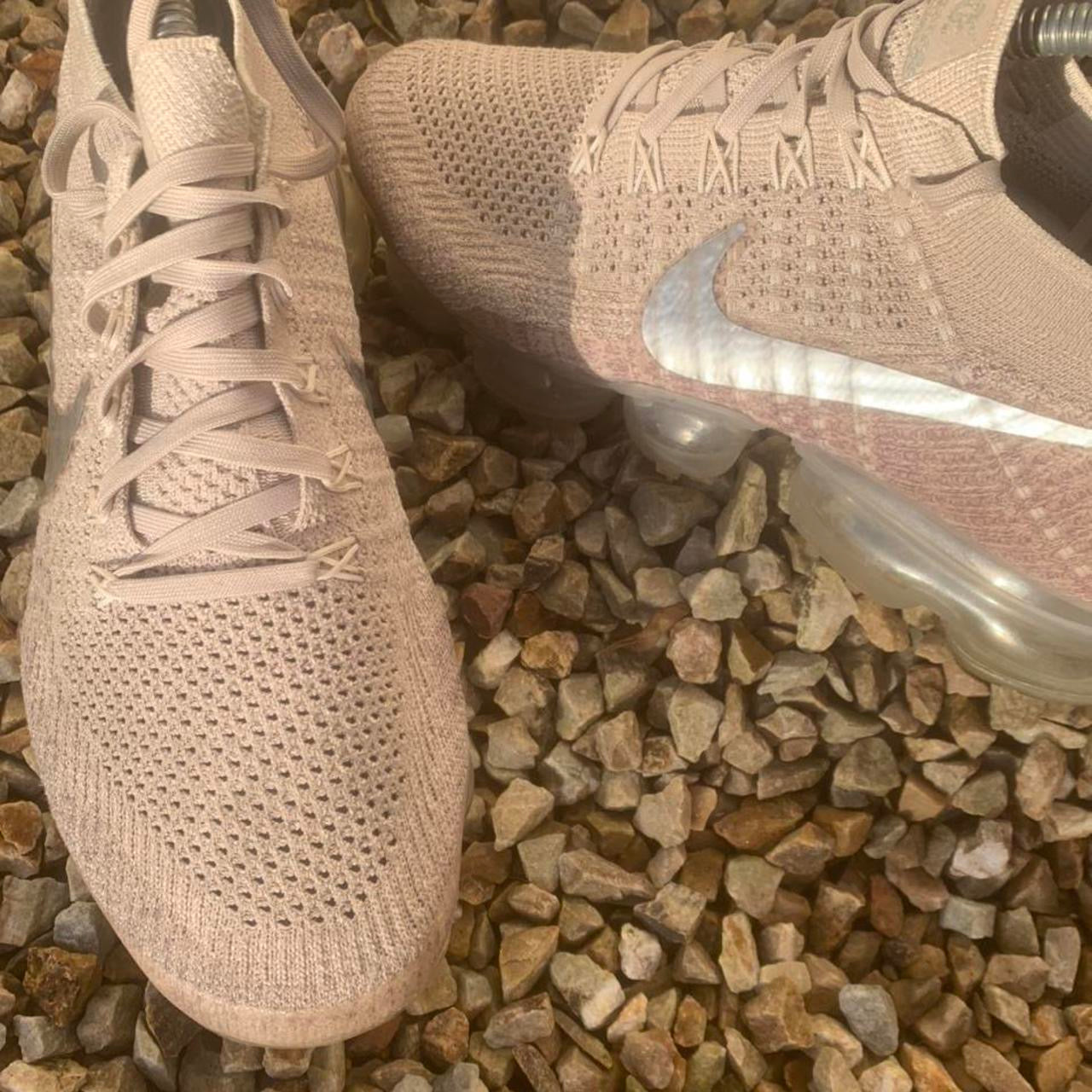 Nike Air Vapormax Flyknit String Silver Taup Grey Pink