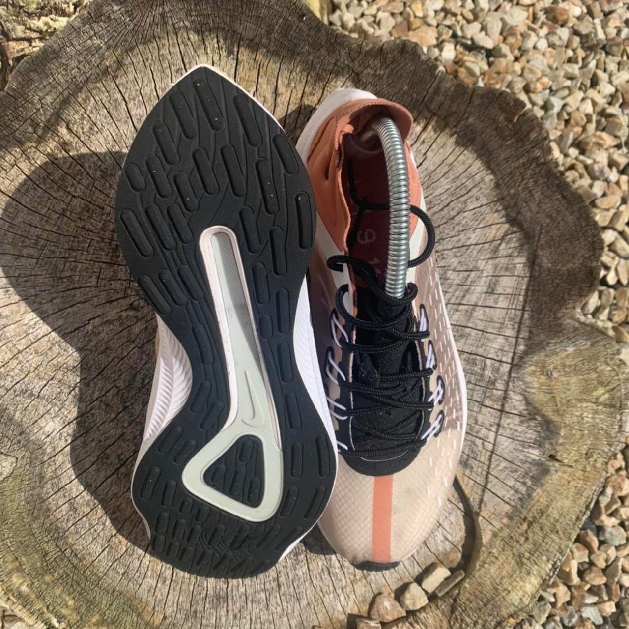Nike Air Lightweight Running Premium Mocha Pegasus Style