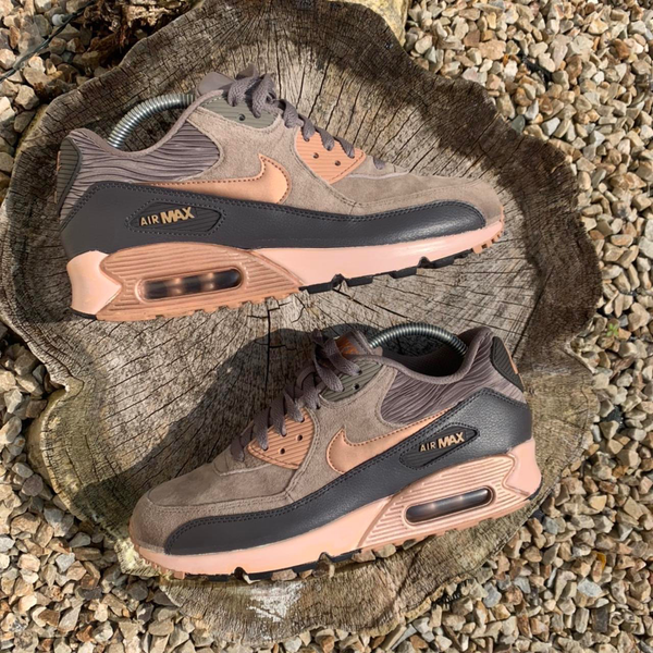 Nike Air Max 90 Mocha - Custom Style Hand Painted
