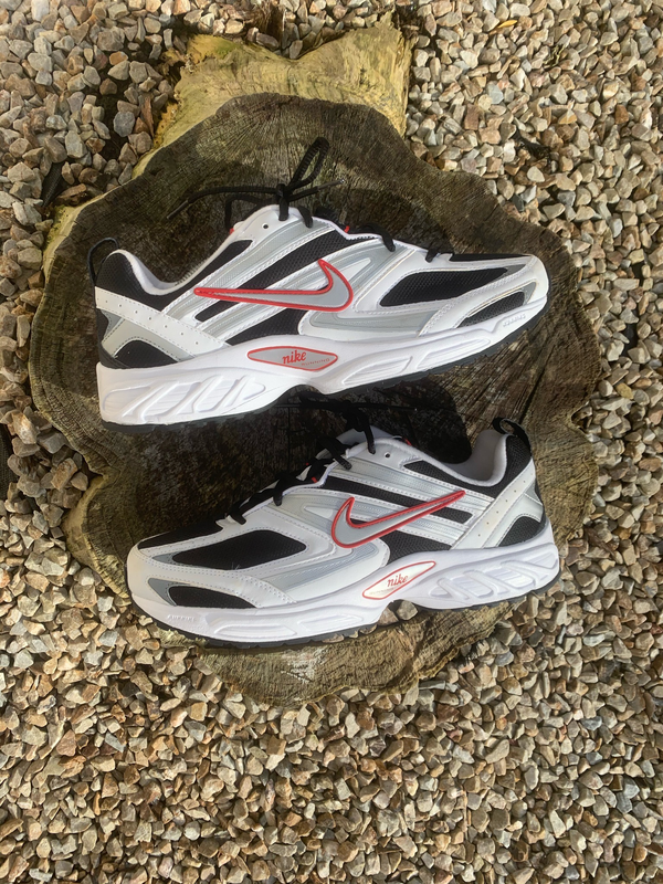 Deadstock Vintage Nike Running Style Shoe
