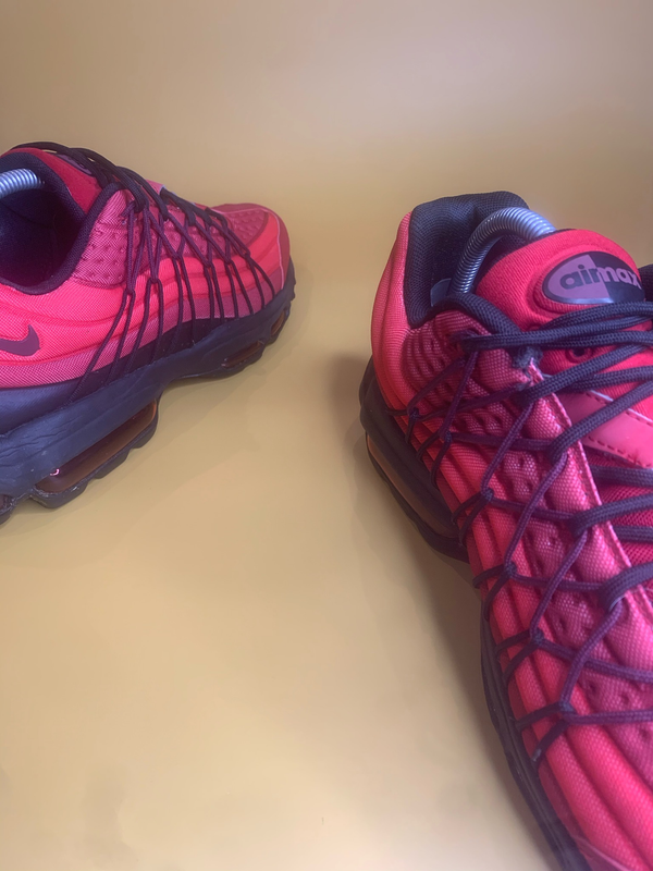Nike Air Max 95 Ultra Jacquard Black Red Bred