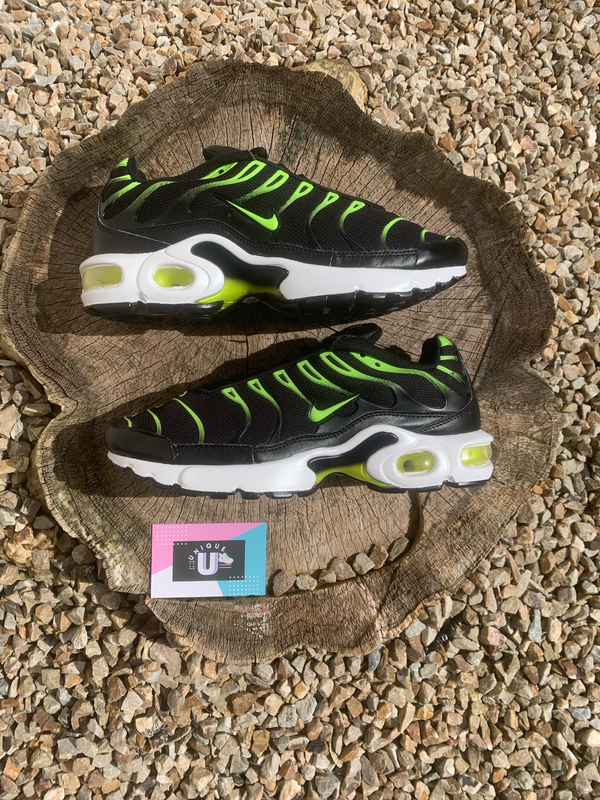 Nike Air Max TN Plus Black Neon White