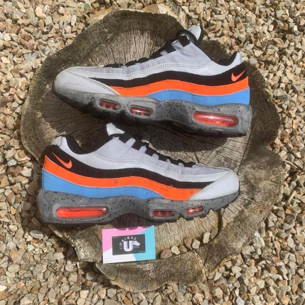Nike Air Max 95 - Special Edition Premium Wolf Grey Solar Orange