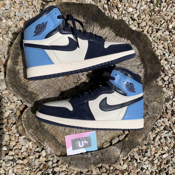 Jordan 1 Mid Obsidian UNC