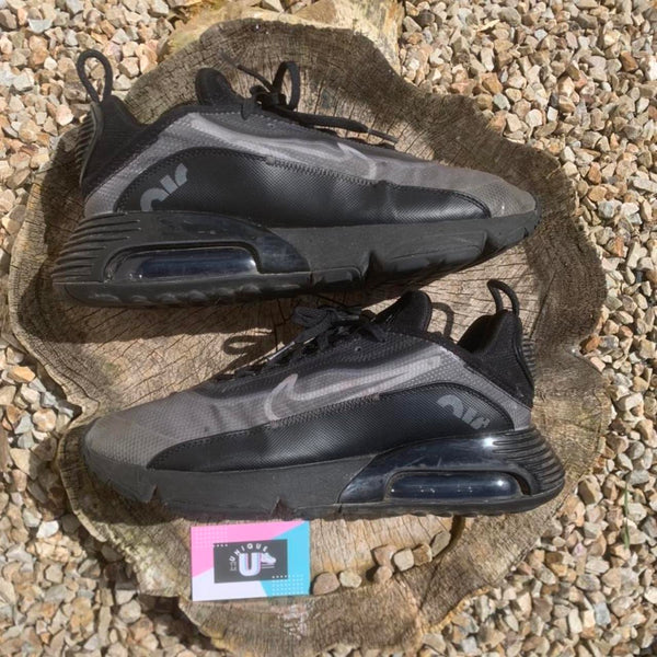 Nike Air Max 2090 Oil Black Grey