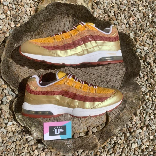 Nike Air Max 95 Retro Gold Deadstock Style