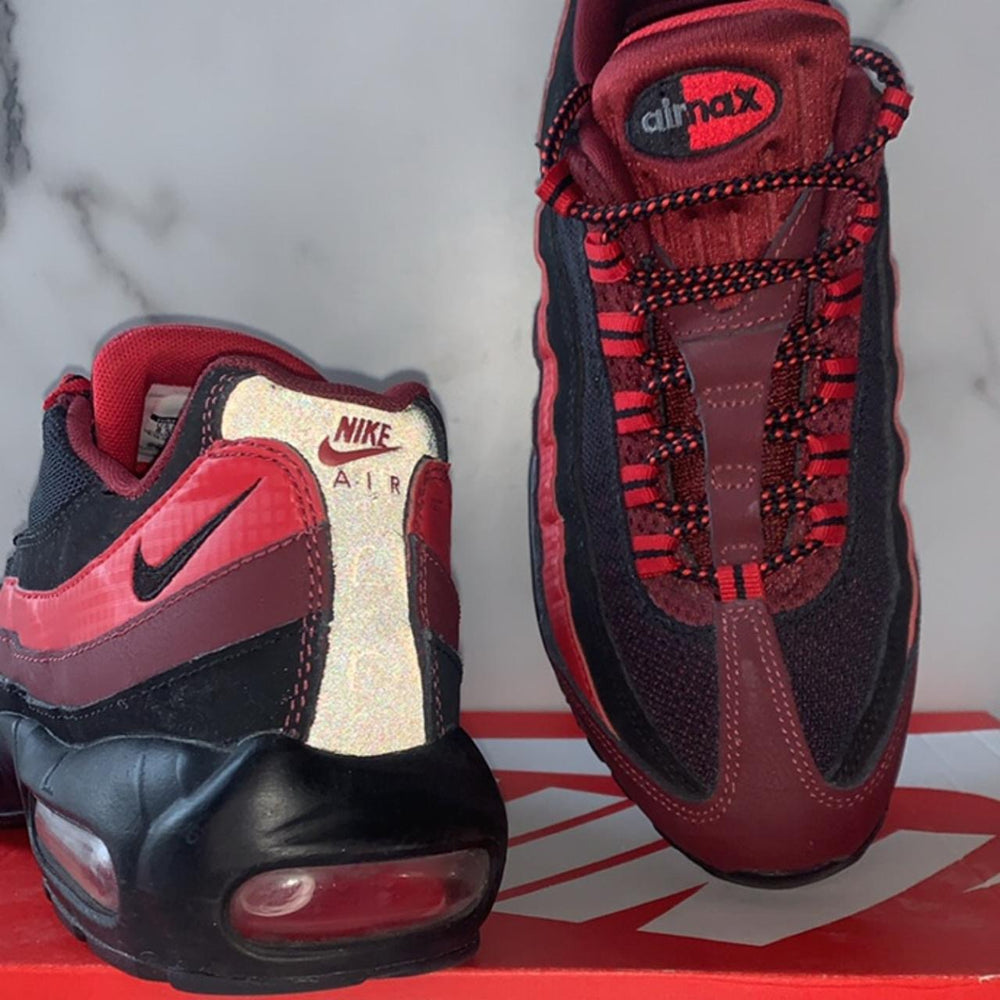 HOT Nike Shoes Air Max 95 Black And Team Red Nike Air Max 95