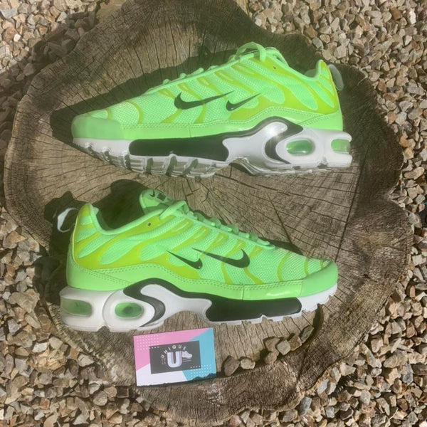 Nike Air Max TN Plus Volt Neon Green White Red Black