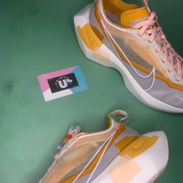 Nike Vista Lite Premium Lightweight Style White Orange